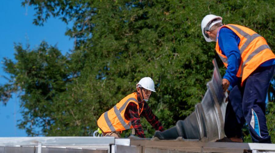 Professional gutter cleaning in Bagley, MN